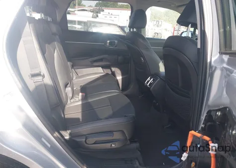 2021 Kia Sorento S z USA, uszkodzony, nr VIN 5XYRLDLC9MG066798